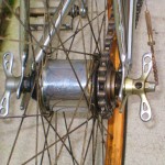3 speeds and "quick release" wingnuts in the 1920's
