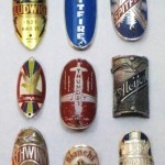 Badges with flight motif