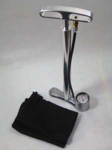 Lezynne travel-size floor pump with carrying bag