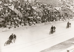 A motor-paced track race