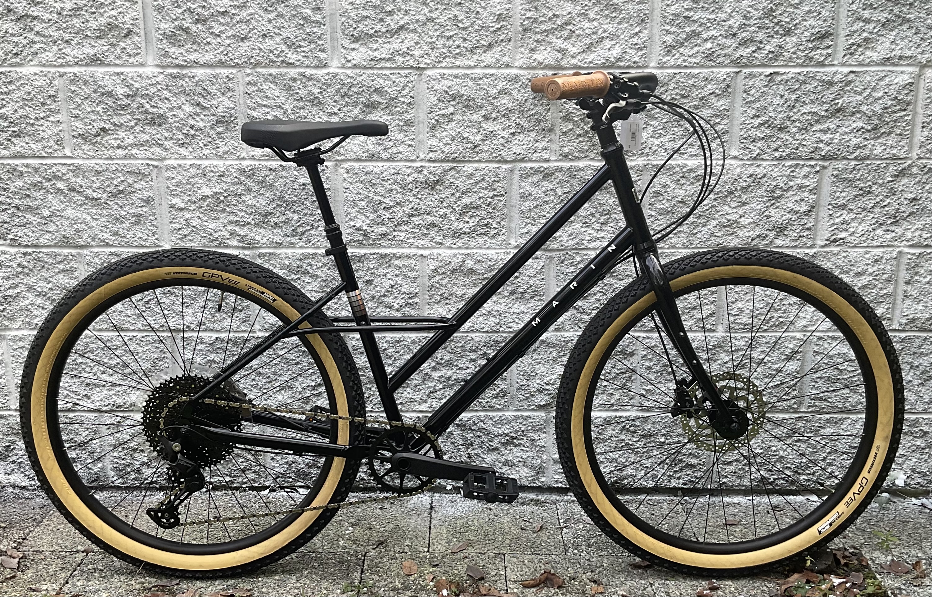 MARIN LARKSPUR SE Mサイズ Marin Larkspur 1 - The Peddler Bike Shop | Austin